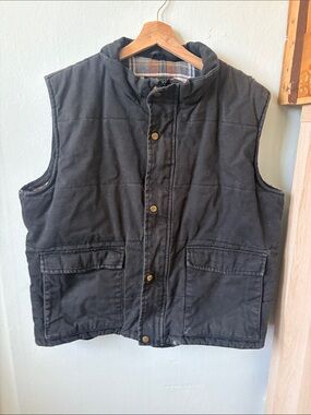 Men's Black Quilted Work Vest with Button Front